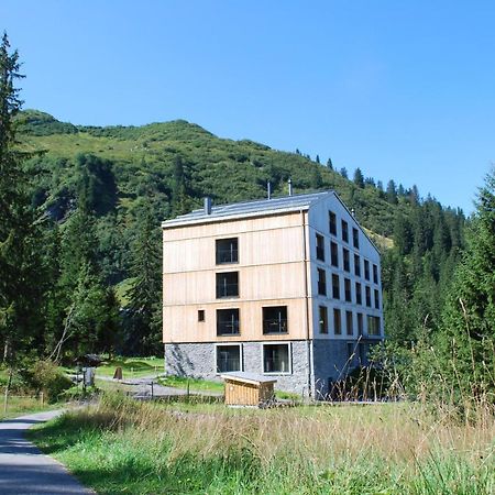 Berghotel Mettmen Schwanden  Extérieur photo
