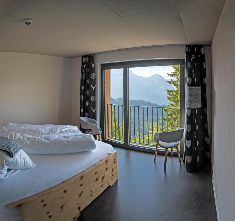 Berghotel Mettmen Schwanden  Extérieur photo