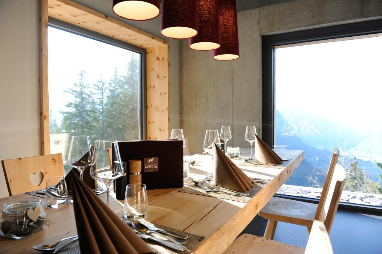 Berghotel Mettmen Schwanden  Extérieur photo