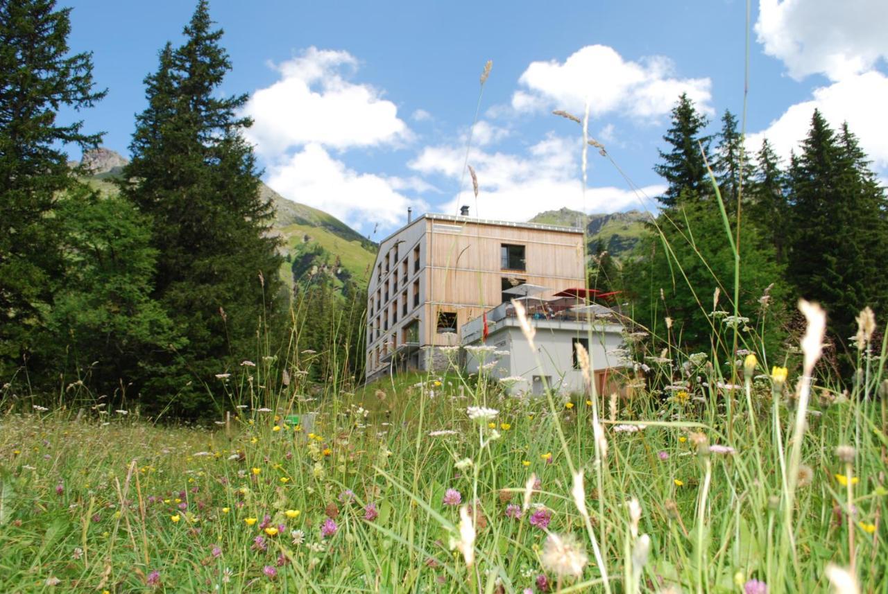 Berghotel Mettmen Schwanden  Extérieur photo